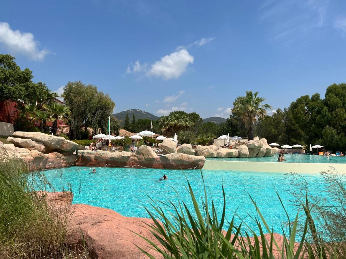 Azur Appartement Grimaud Exteriör bild